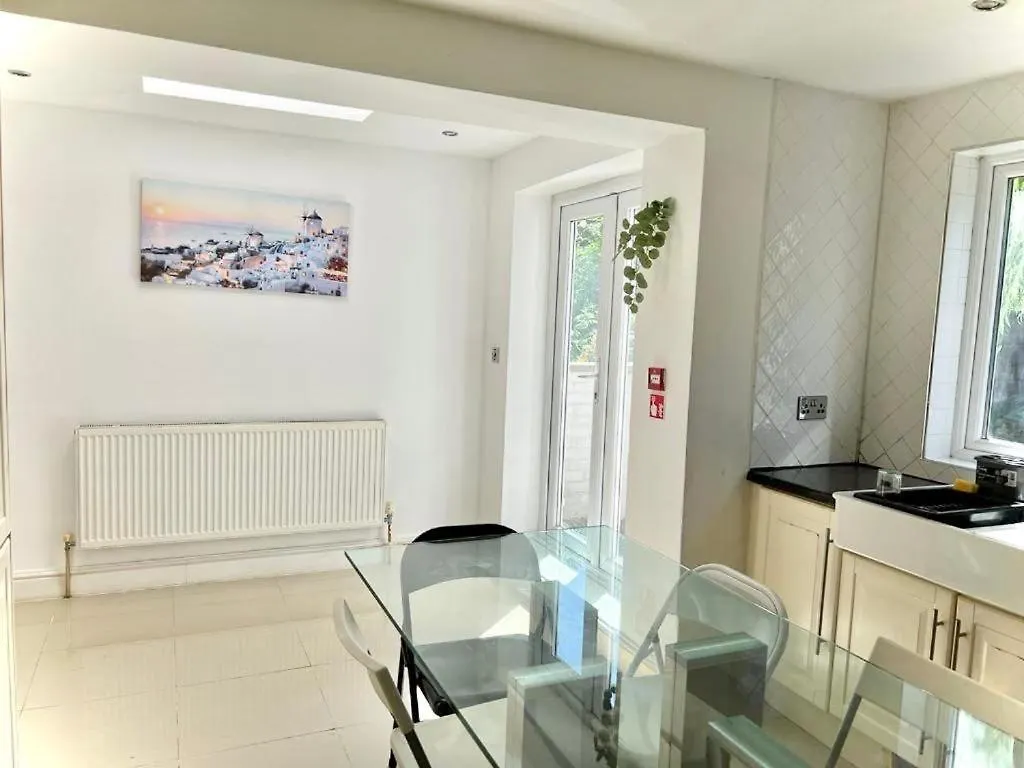 ホームステイ Canary Wharf Home Stay ロンドン