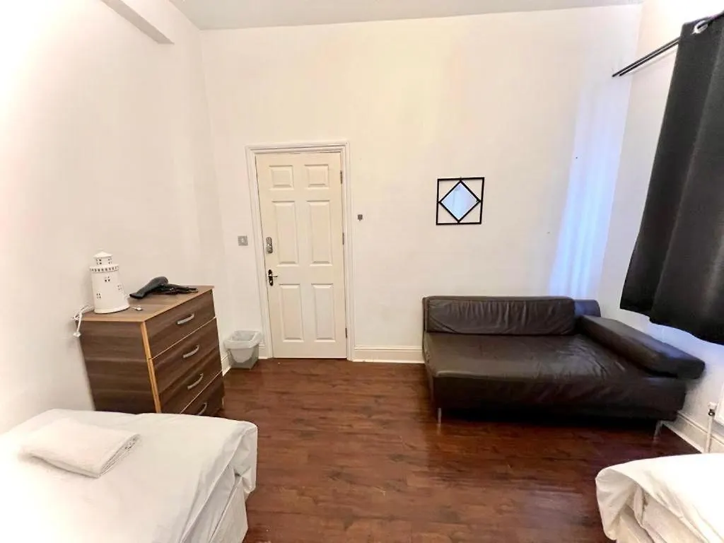Canary Wharf Home Stay ロンドン イギリス